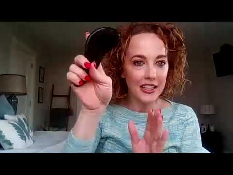 Video: ELF Cosmetics En Blogger Iris Beilin's Mis Amores-lippenpalet Komen Vandaag Uit