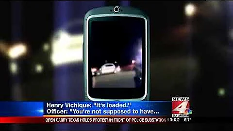 Open Carry Texas holds protest in front of police substation