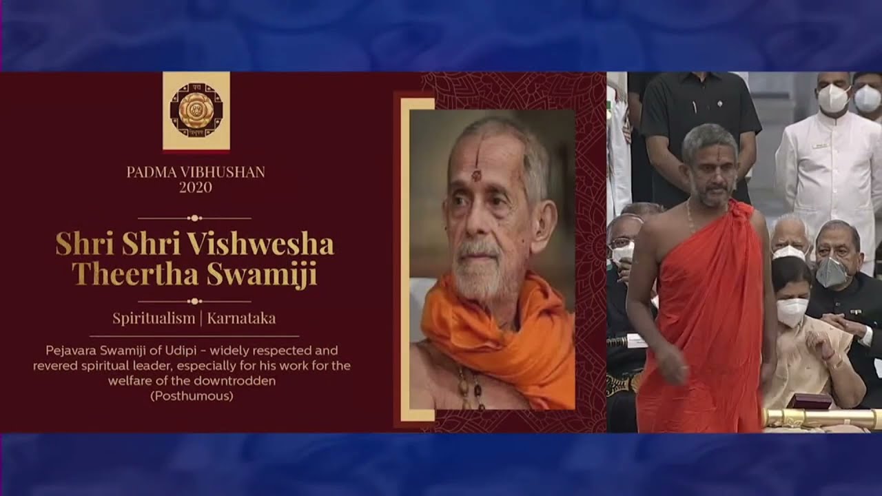 President Kovind presents Padma Vibhushan to Shri Shri Vishwesha Theertha Swamiji Posthumous