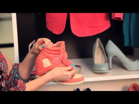 Video: 12 Pastel-colored Shoes To Put Some Literal Spring In Your Step