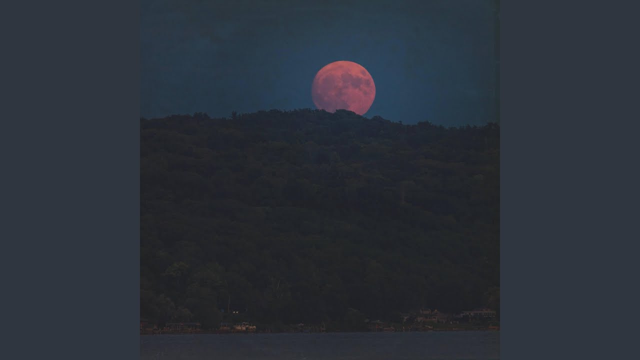 Guarda Moonlight su YouTube Guarda Moonlight su YouTube