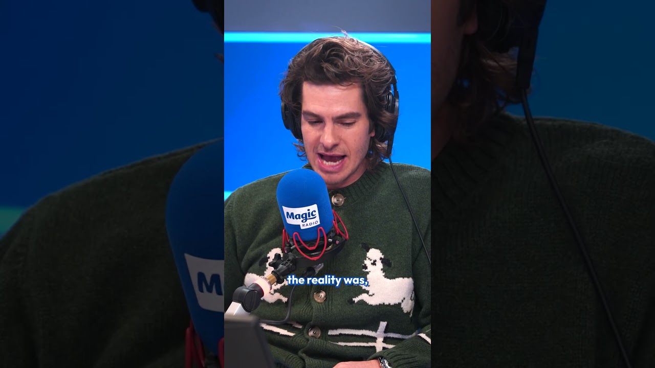 Andrew Garfield DENIES He Was Trying to Be Sexy Putting on His Glasses at the Golden Globes 👀🤣