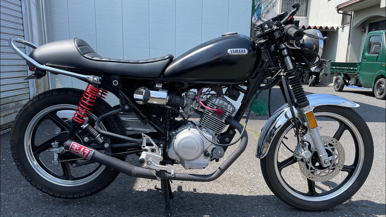 ヤマハ、YB125、カスタム、セパハン、社外バックステップ、社外マフラー、社外エアフィルター、
