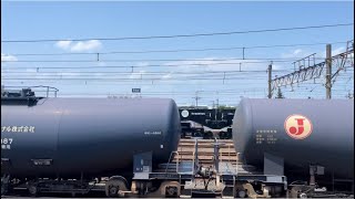 越谷貨物ターミナル駅の様子（2023.7.4.13:26）国鉄シキ800形801B1＋ヨ8000形貨車ヨ8629が留置されていますね