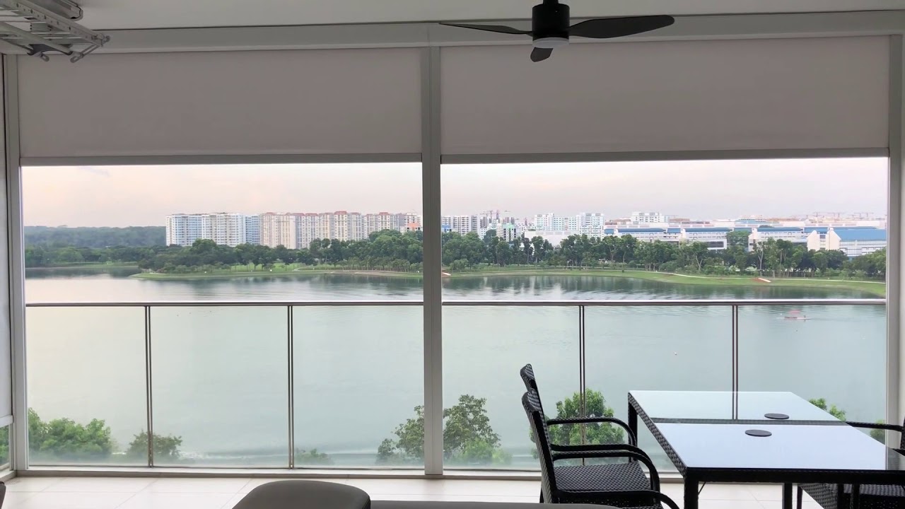 iZipscreen @ Waterfront Isle