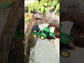 tractor ke upar Se चार्जर Rakhker palat Diya#automobile #viralvideo 🚜🚜🚜🚜🚜