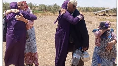 في البادية: مقادهم فرحة 🤗 مني جات عدهم☺️بنتهم العزيزة 🤭مرضية ولديها حسناء زينت البنات 🥰