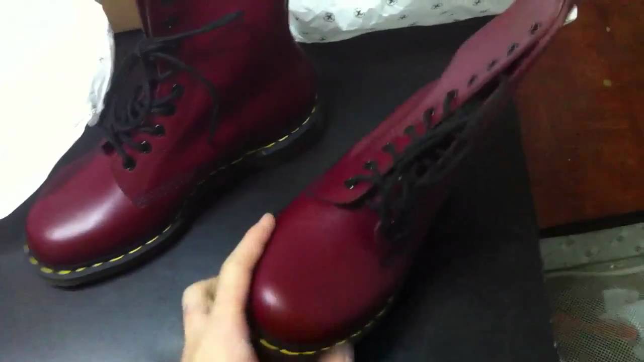 dr martens 1490 cherry