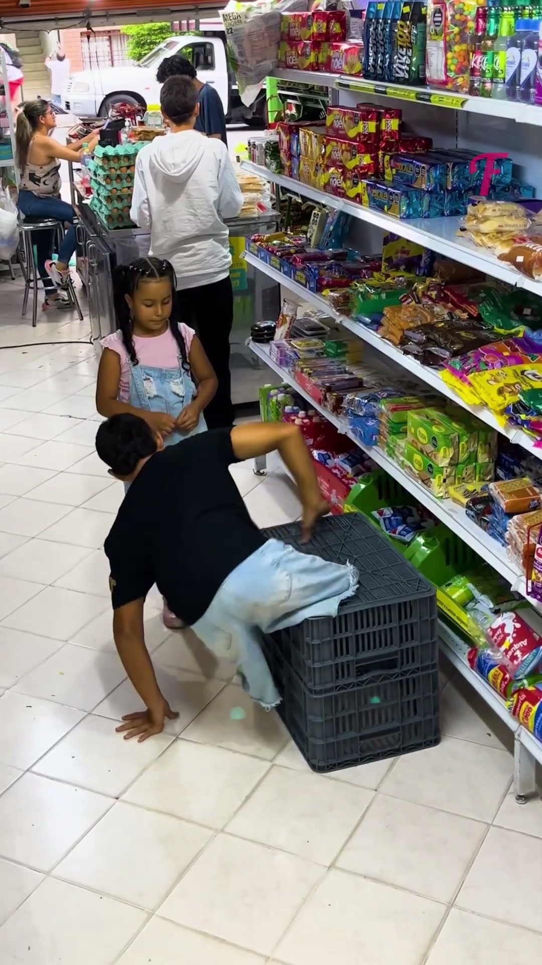 Teamwork Shines in a Small Act of Kindness #shorts