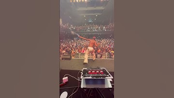 Ruger performing "girlfriend" in Norway