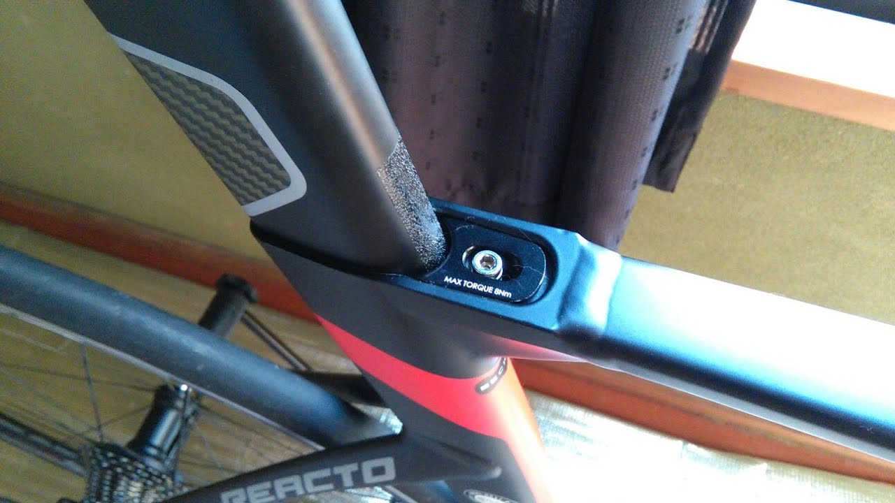 Road Bike] Weaknesses and Precautions for Aero Seatposts!! - YouTube