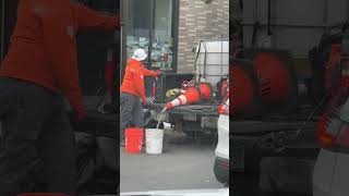 This Man Deserve A Raise