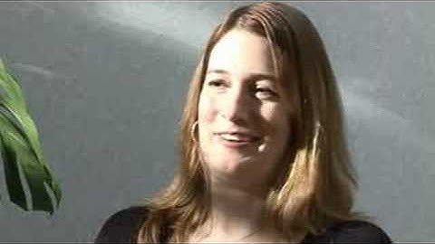 Gillian Flynn talks about Sharp Objects