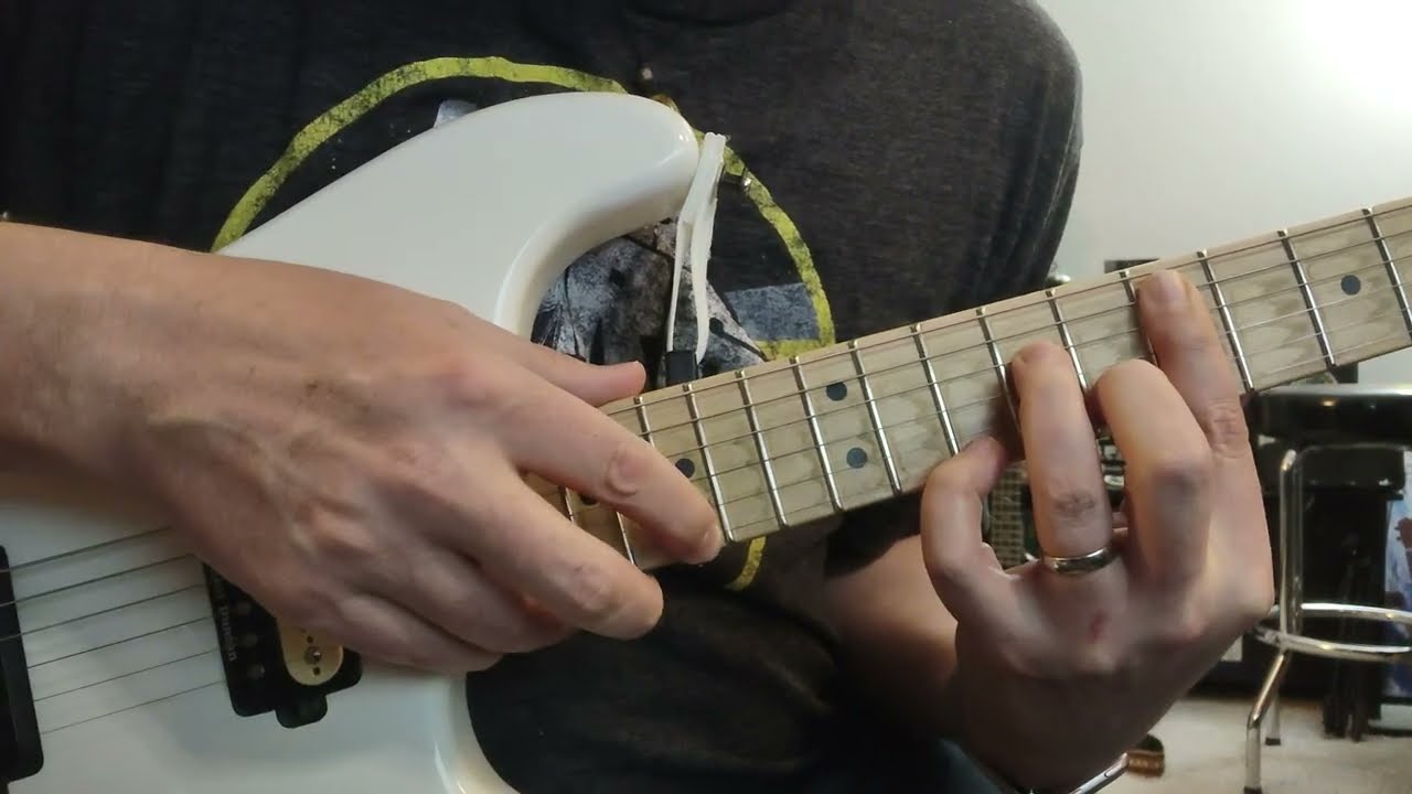 Guitar Volume Swells on a digitech Rp500 through a Yamaha Magicstomp.