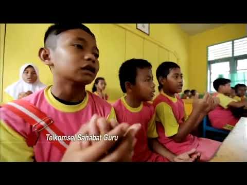 Telkomsel 18Tahun 2013