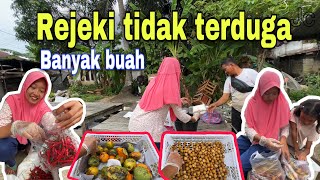 Download Lagu SEBANYAK INI TIDAK HABIS DI MAKAN⁉️ DI KASIH TEMPE SAMA PAK DE MP3