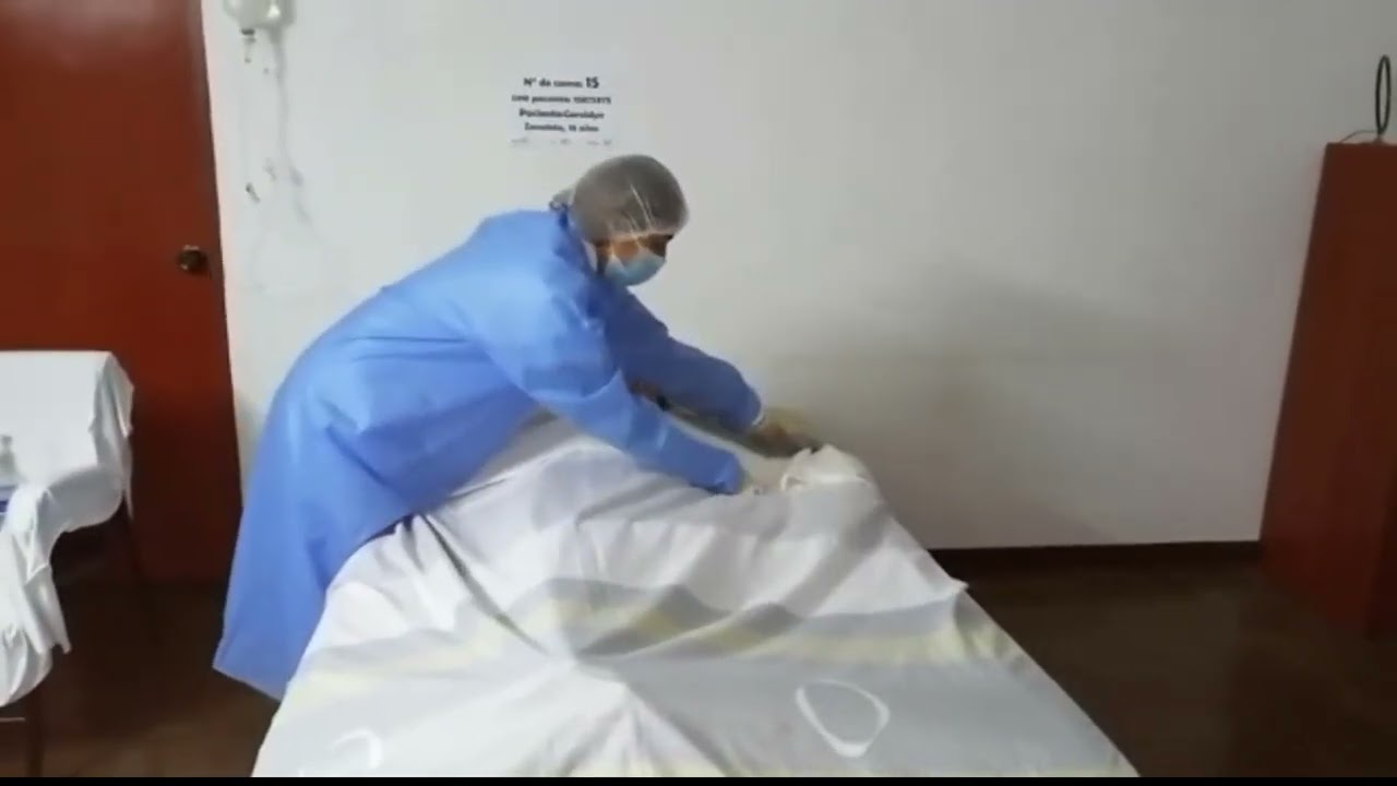 Cambio de ropa del paciente