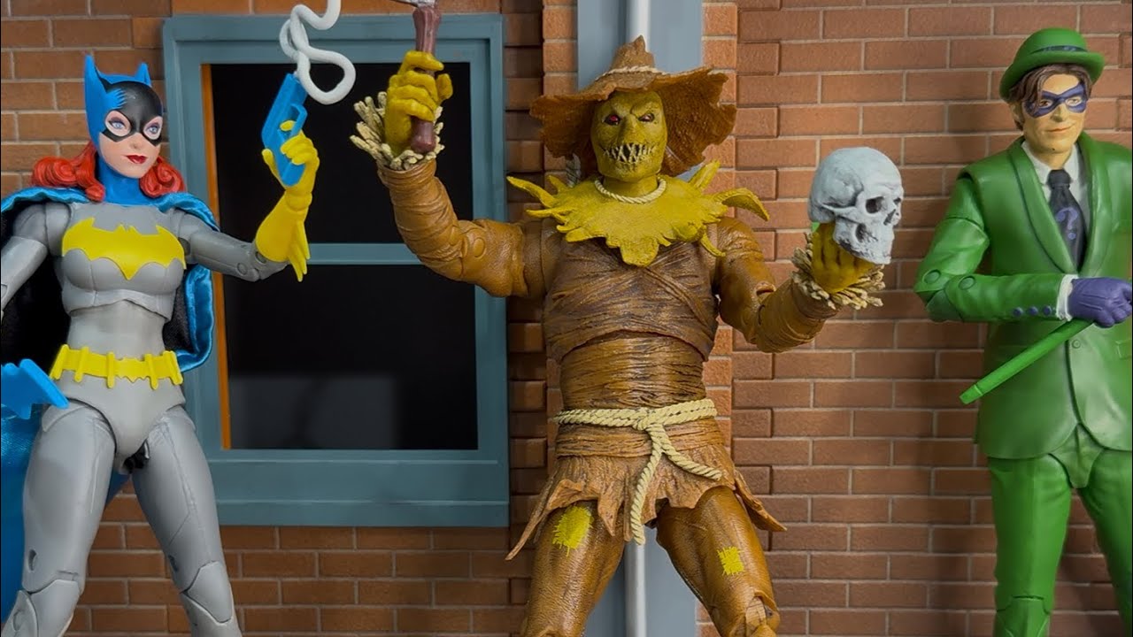 Обзор фигурок DC Multiverse Scarecrow, Batgirl (classic) и The Riddler (HUSH)