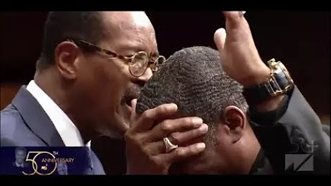 Dr. Todd Hall Prophecies And Powerful Praise Break...