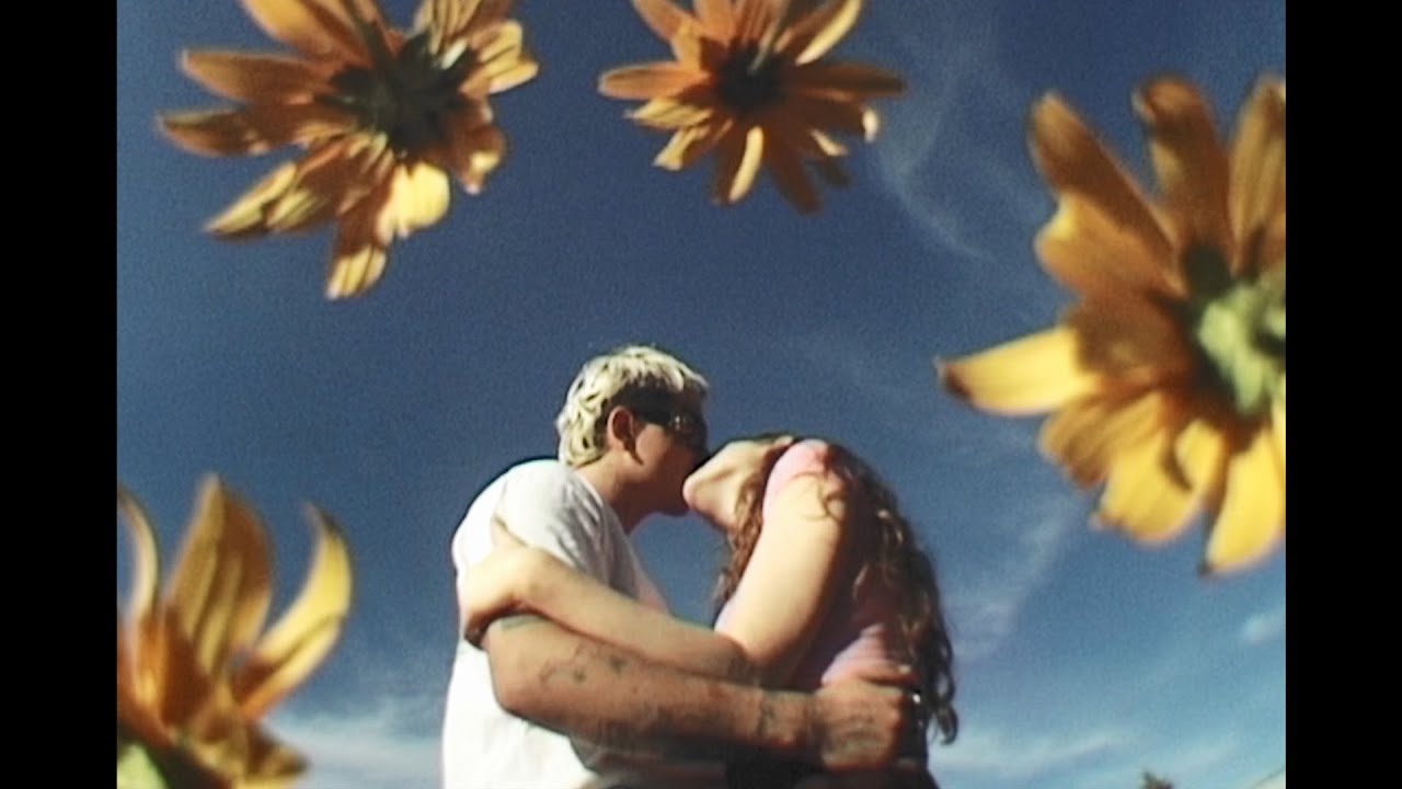 Assista a Brodka - Monika (Official Video) no YouTube Assista a Brodka - Monika (Official Video) no YouTube