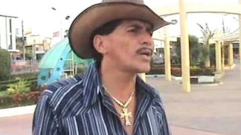 ARNULFO RIVERA  SACO E CACHOS