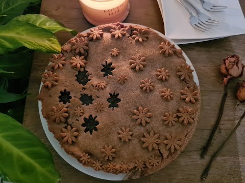Video: Chocolate Pie With Pears