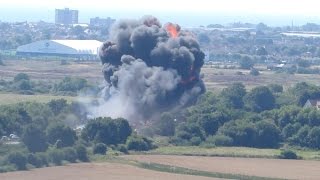 Падение самолета на авиашоу в Англии - Shoreham Air Show. Plane Crash Падение самолета на авиашоу в Англии - Shoreham Air Show. Plane Crash