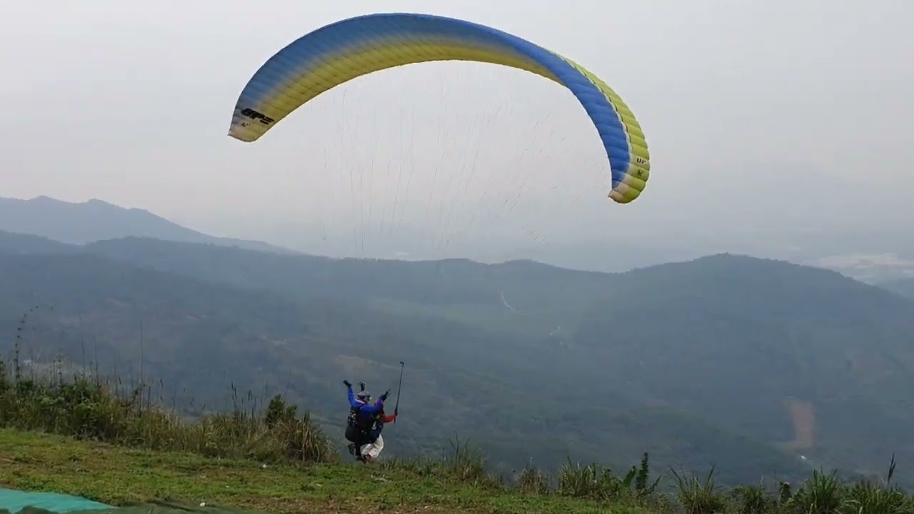 Fly with a paraglider on the top of Doi Bu | Part 2