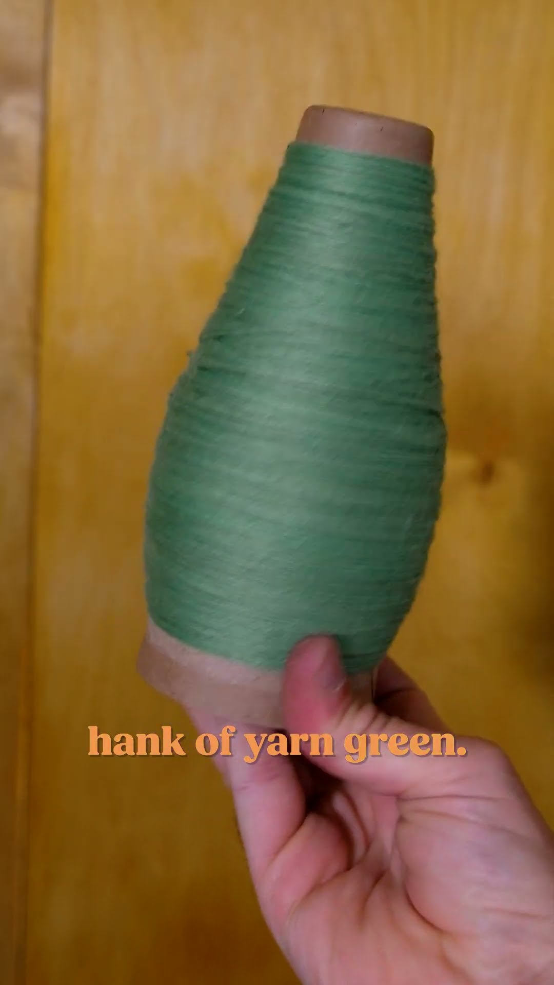 Can I turn aspen leaves into green dye? #trees #naturaldye #woodworking
