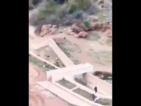 الشرطة تطرد الشعب ألبس سروال تعك خنشلة 