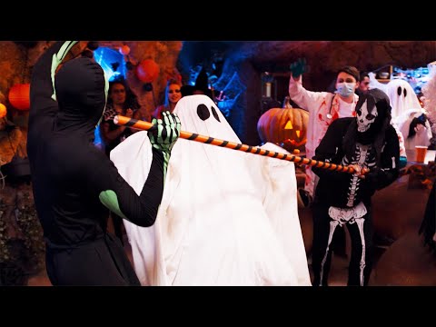 La festa di Halloween | Dino Charge | E21 | Episodio Completo | Power Rangers Italiano