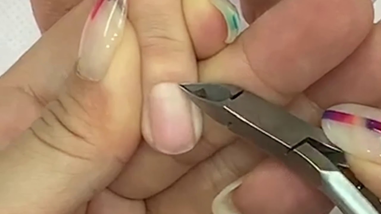 初學者必學保養拿甘皮剪 甘皮剪的使用方法 Youtube