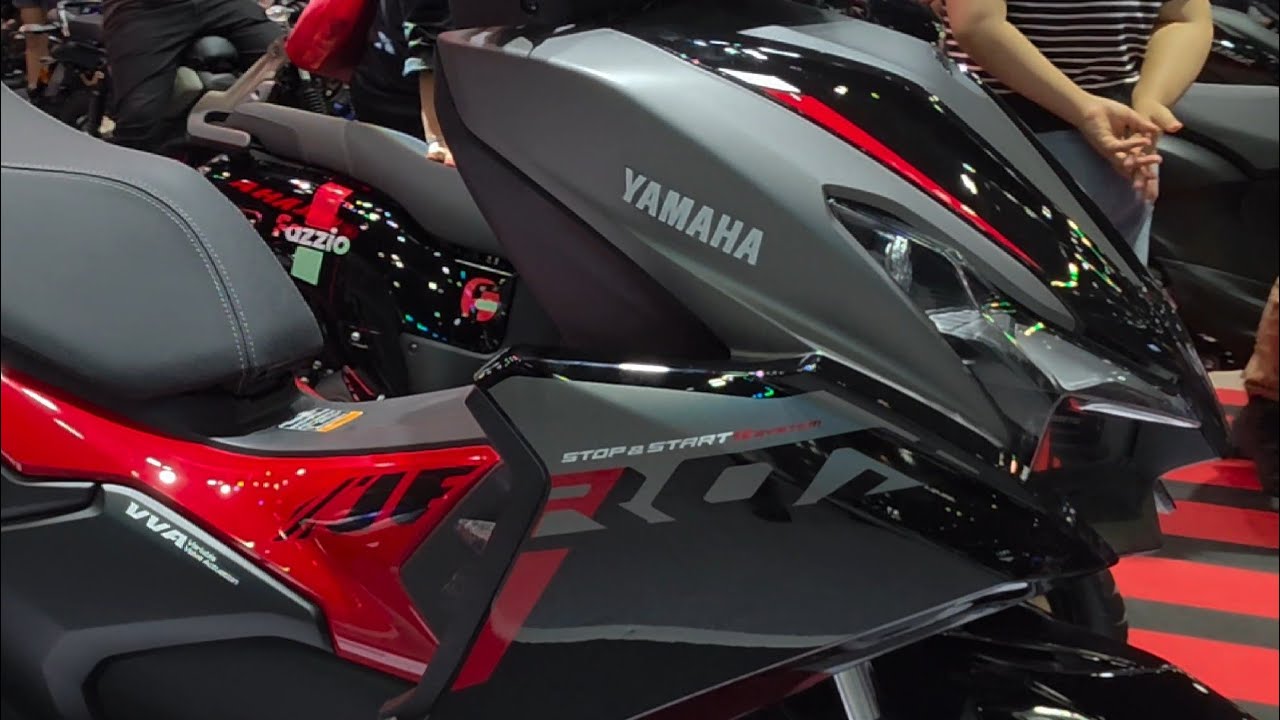 New Yamaha Aerox 2025/2026 Walkaround | Vivid Black & Silver Star