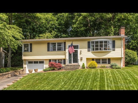 12 Gina Cir, Framingham, MA home video tour