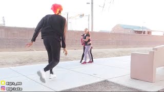 CLOWN PRANK IN THE HOOD!