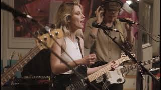 Wolf Alice - How Can I Make It Ok? (Live - The Pool Sessions)