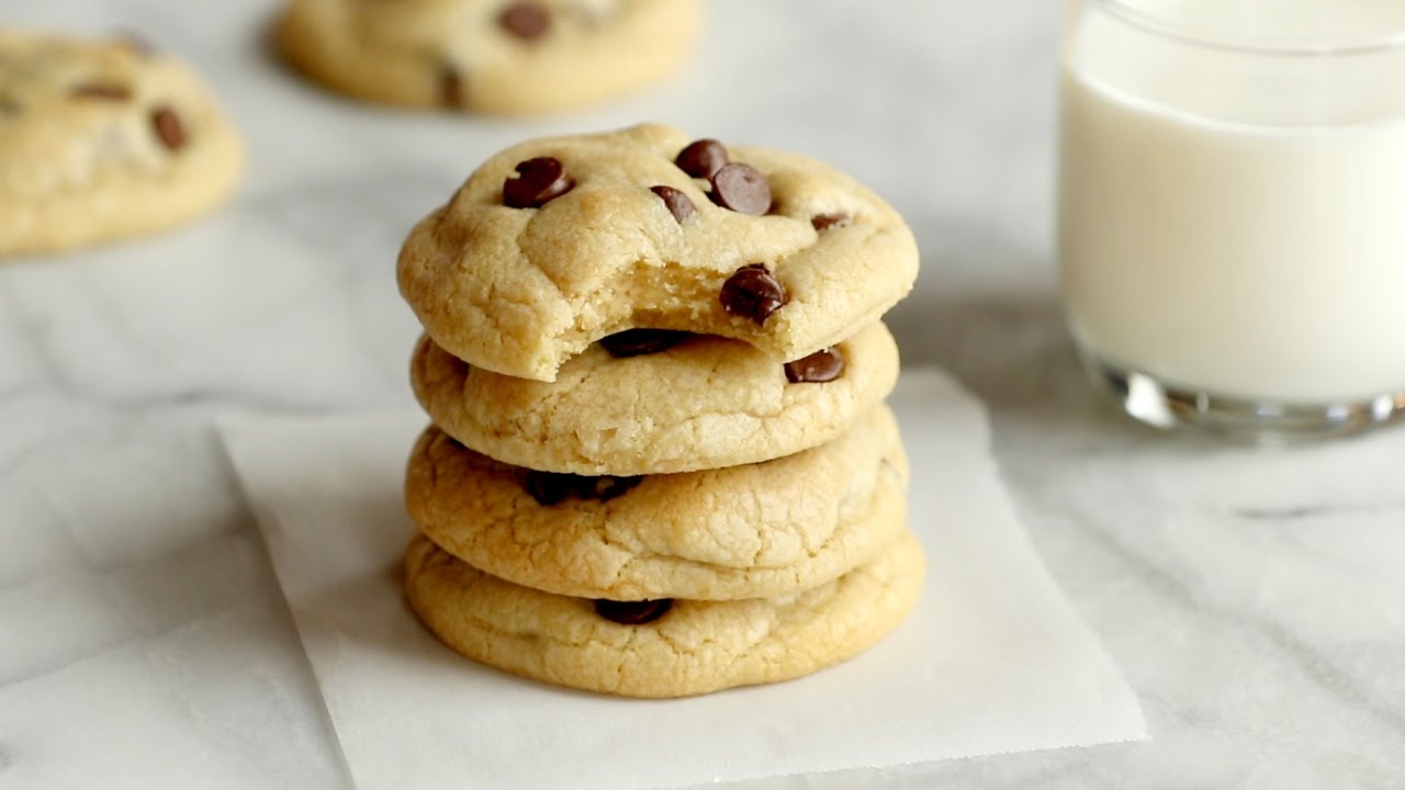 The Best Soft Chocolate Chip Cookies Recipe - Pinch of Yum