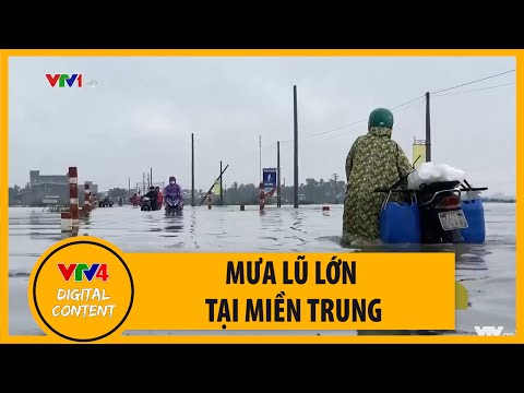 Video Mưa lũ lớn tại miền Trung gây nhiều thiệt hại; Di... - YouTube
