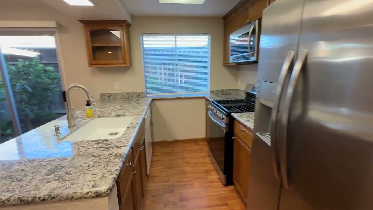 3987 Oak Villa Cir, Carmichael, CA 95608