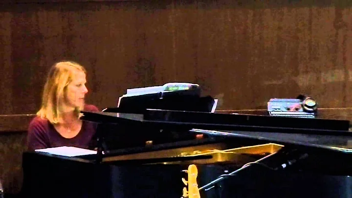 2013.11.10 Special Music FBCC ~ Jennifer Hammons 1...