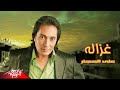     على الحجار غزالة