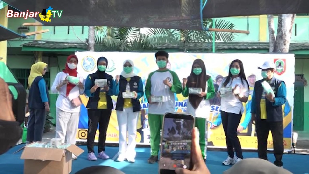 PROGRAM JAKI MASUK SEKOLAH IKA UNAIR KALSEL EDUKASI SISWA SMAN 7 BANJARMASIN