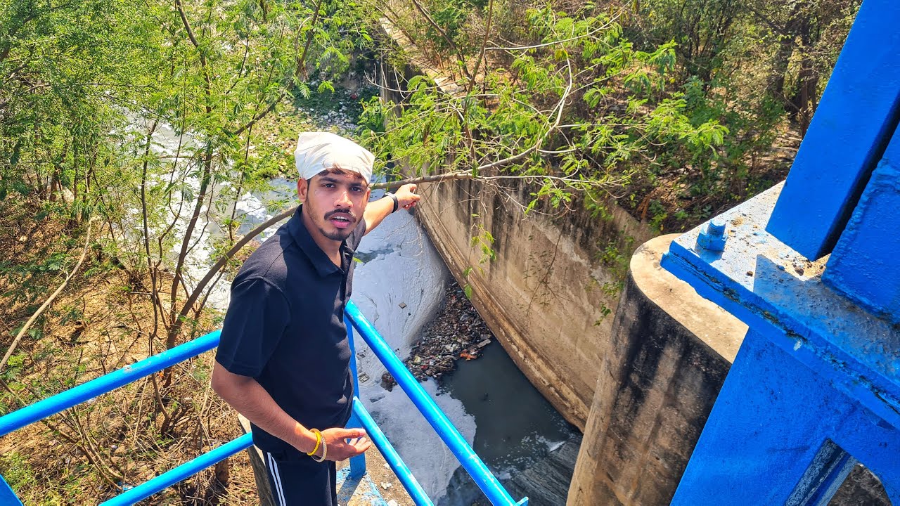 Jungle Ke Bich Mein Mila Ek Viran Dam😯