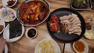 Korean Food for 2 persons sa Korea pang isang pamliya sa Pinas sa dami by Twins Filipina Mom in South Korea 35 views 2 months ago 16 seconds