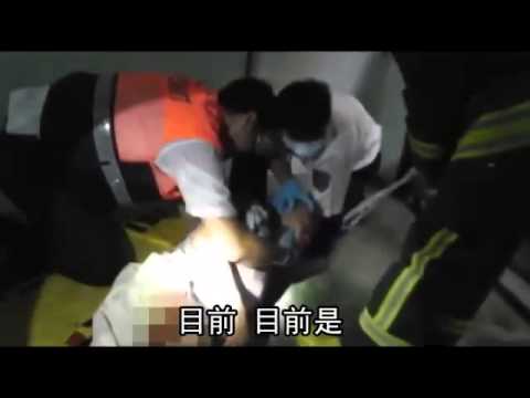 轎車墜6米停車塔 1人死亡--蘋果日報 20140804
