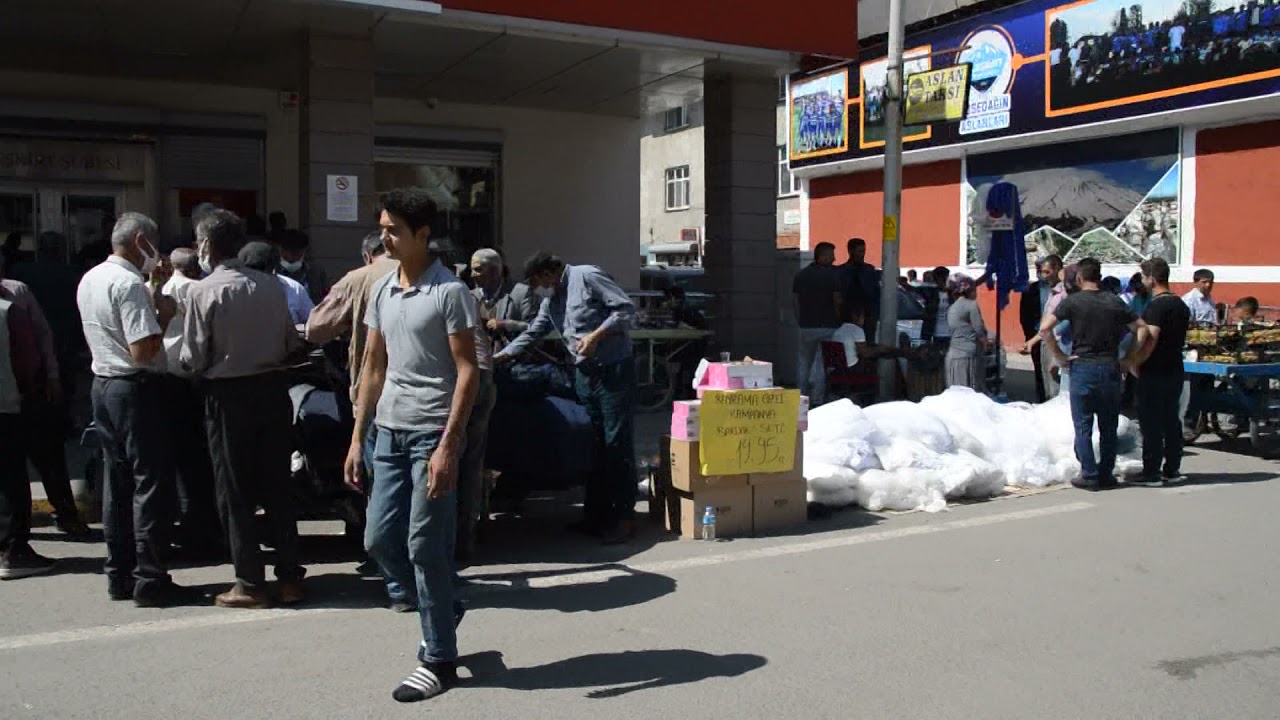 Eleşkirt'ten Bayram Öncesi Hazırlıklar Devam Ediyor
