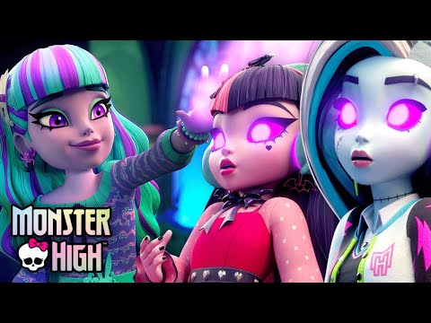 Top Hypnotizing & Mind Control Moments! w/ Twyla, Toralei & Draculaura | Monster High