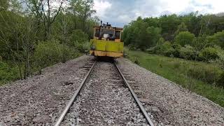 Jackson 6700 Tamping a Bad Line Sway that also has Twist and Warp in the Track