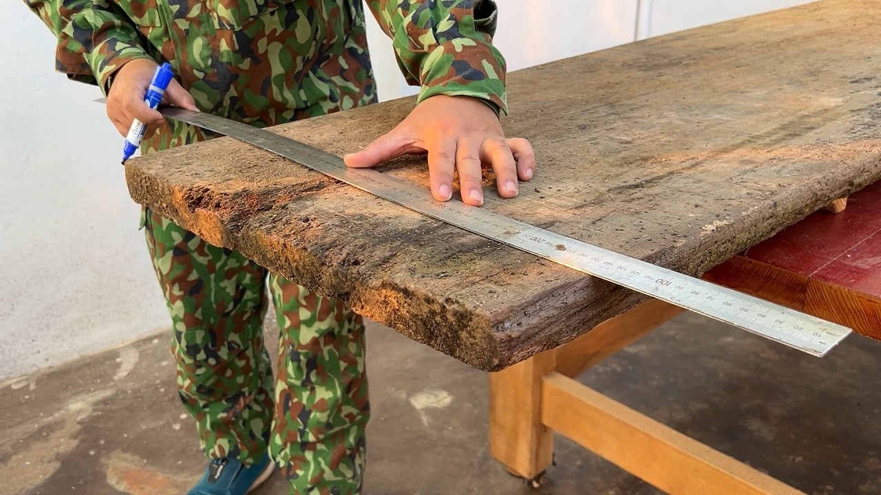 Old Wood Restoration Process: Handling The Most Rotten Lumber I've Ever Seen