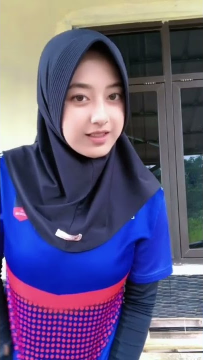 Cewe hijab cantik goyang viral tiktok